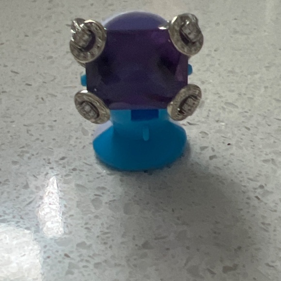 Gucci Diamond and Amethyst Horsebit Cocktail Ring - Picture 4 of 4